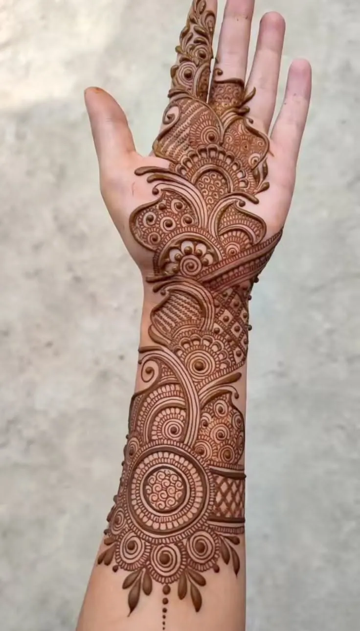 Classic Arabic Mehndi Design #12