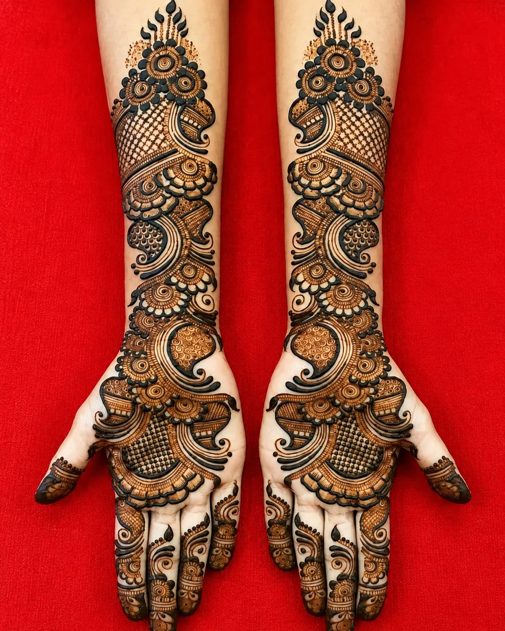 Graceful Arabic Mehndi Design #7