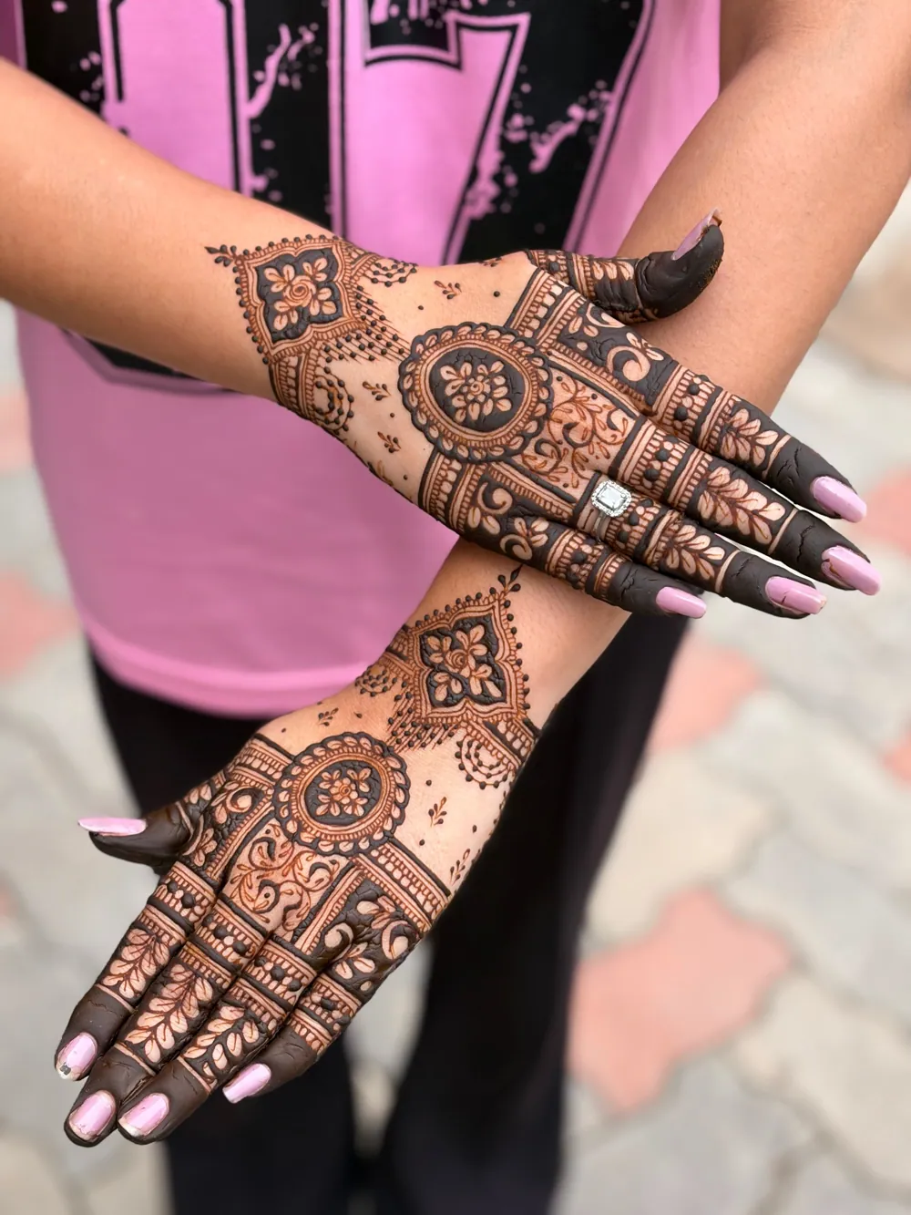 Graceful Arabic Mehndi Design #87