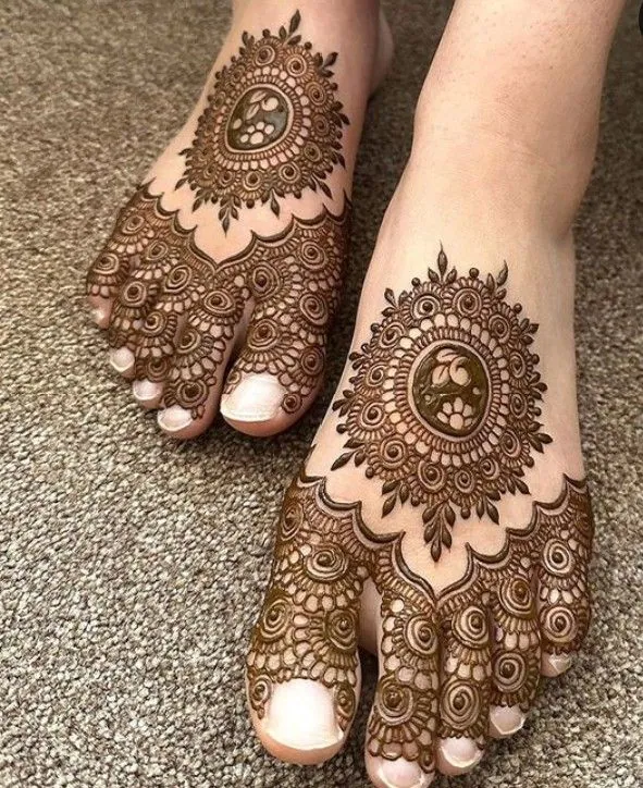 Modern Feet Mehndi Design #41