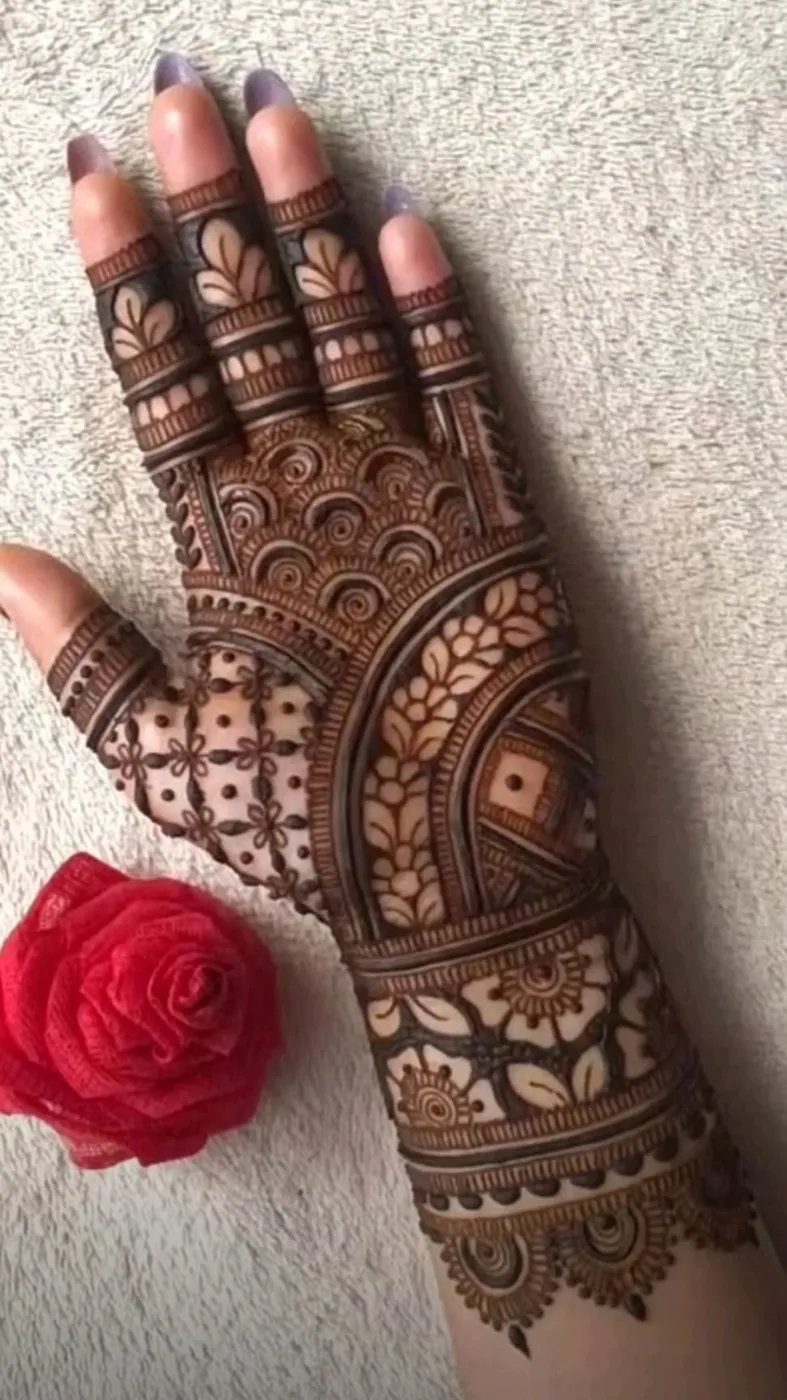 Latest Front Hand Mehndi Design #25