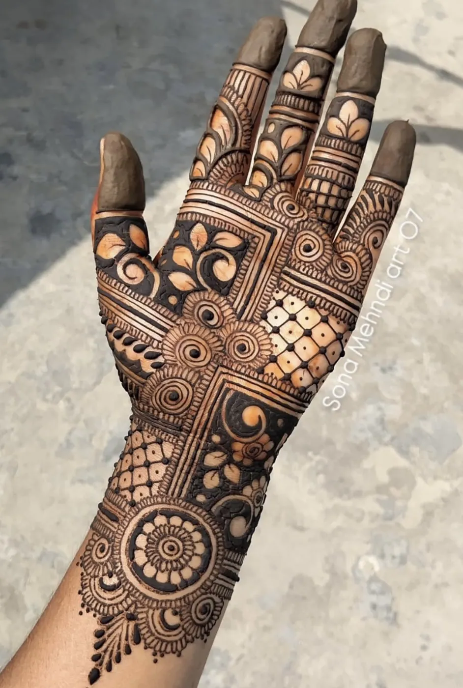 Intricate Front Hand Mehndi Design #38