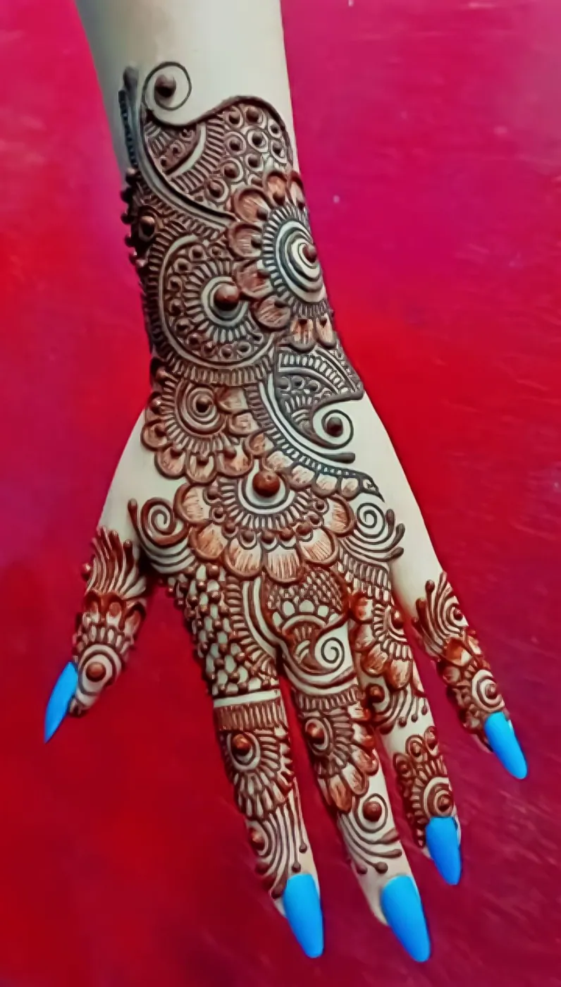 Graceful Simple Mehndi Design #137