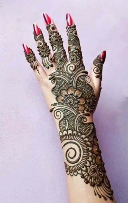 Intricate Simple Mehndi Design #138