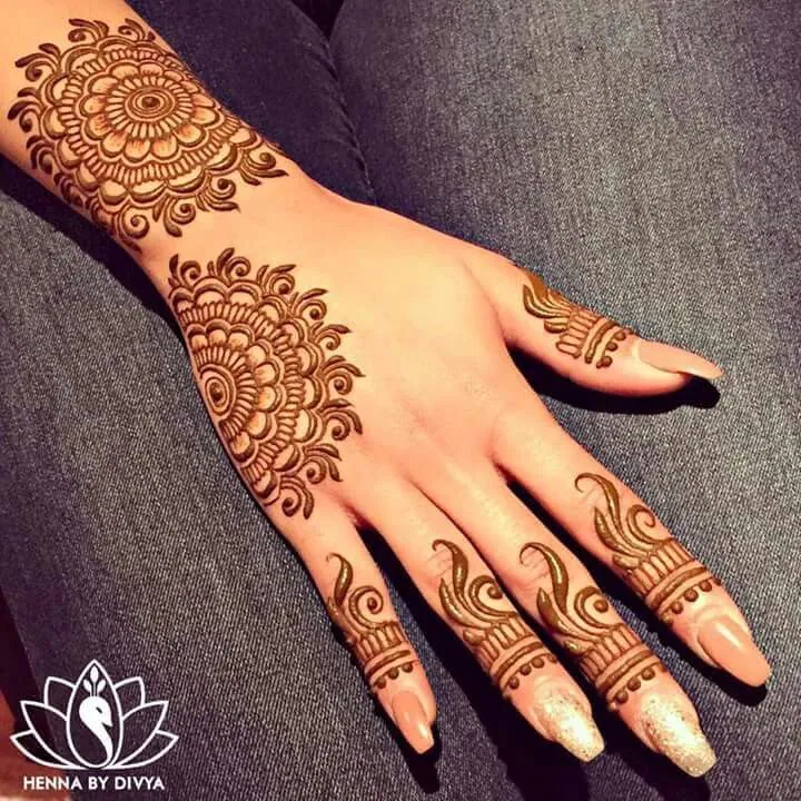 Classic Simple Mehndi Design #142