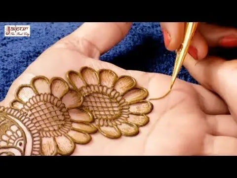 Charming Simple Mehndi Design #199