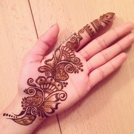 Charming Simple Mehndi Design #209