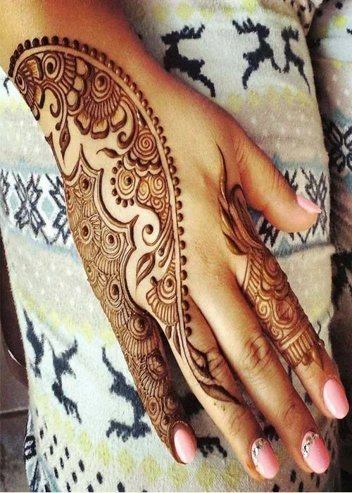 Trendy Simple Mehndi Design #216