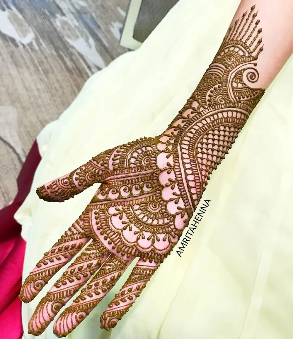 Stylish Simple Mehndi Design #233