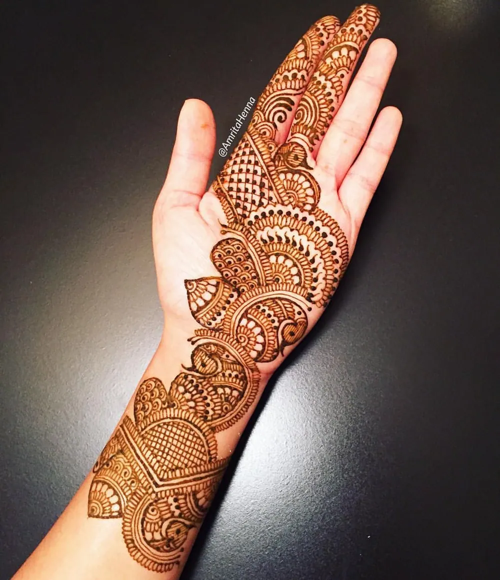 Latest Simple Mehndi Design #235