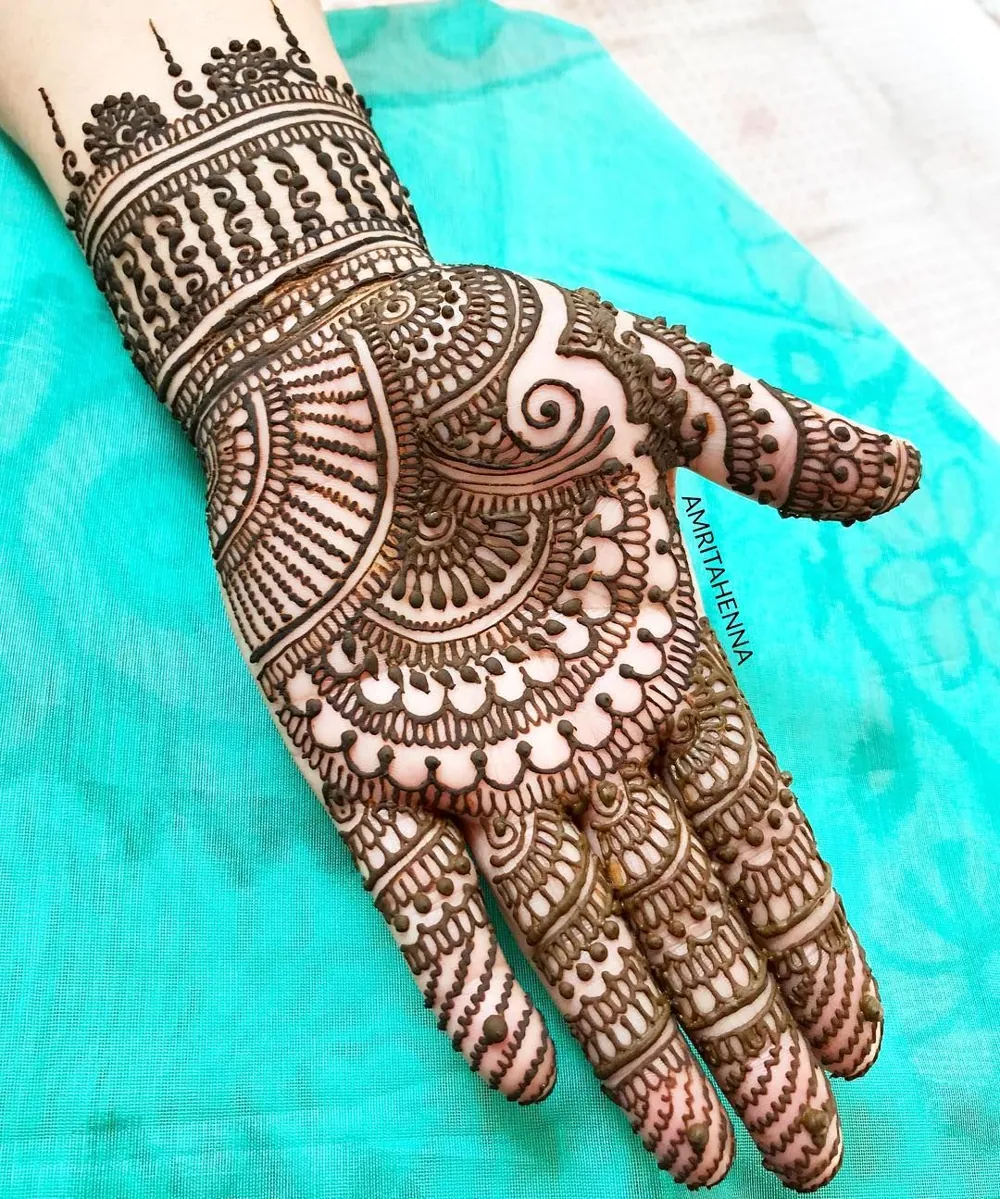 Graceful Simple Mehndi Design #277