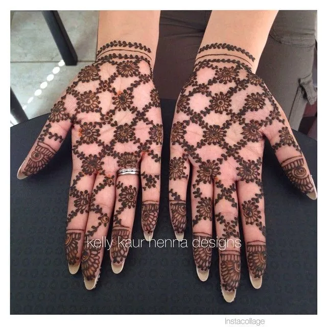 Intricate Simple Mehndi Design #288