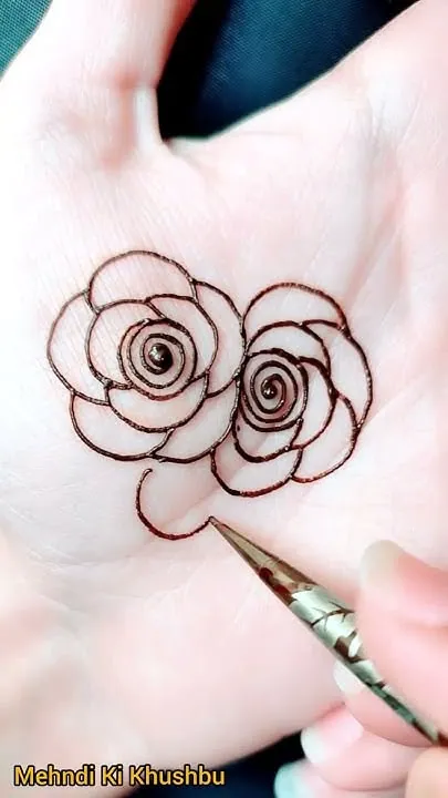 Charming Simple Mehndi Design #29