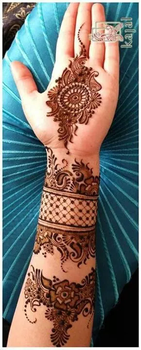 Beautiful Simple Mehndi Design #324