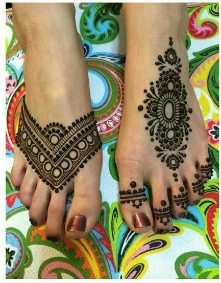 Beautiful Simple Mehndi Design #334