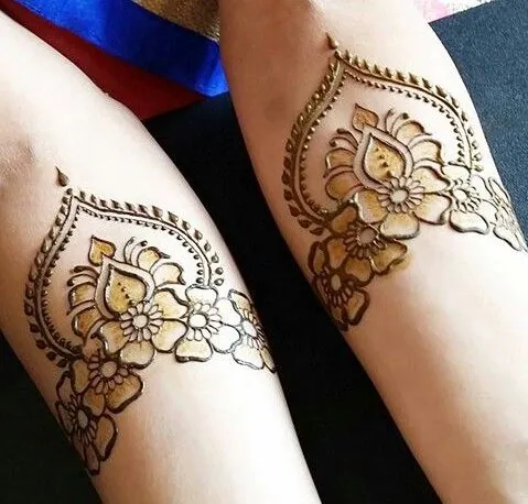 Modern Simple Mehndi Design #351