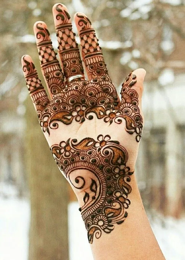 Elegant Simple Mehndi Design #380