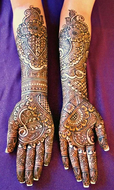 Latest Simple Mehndi Design #395