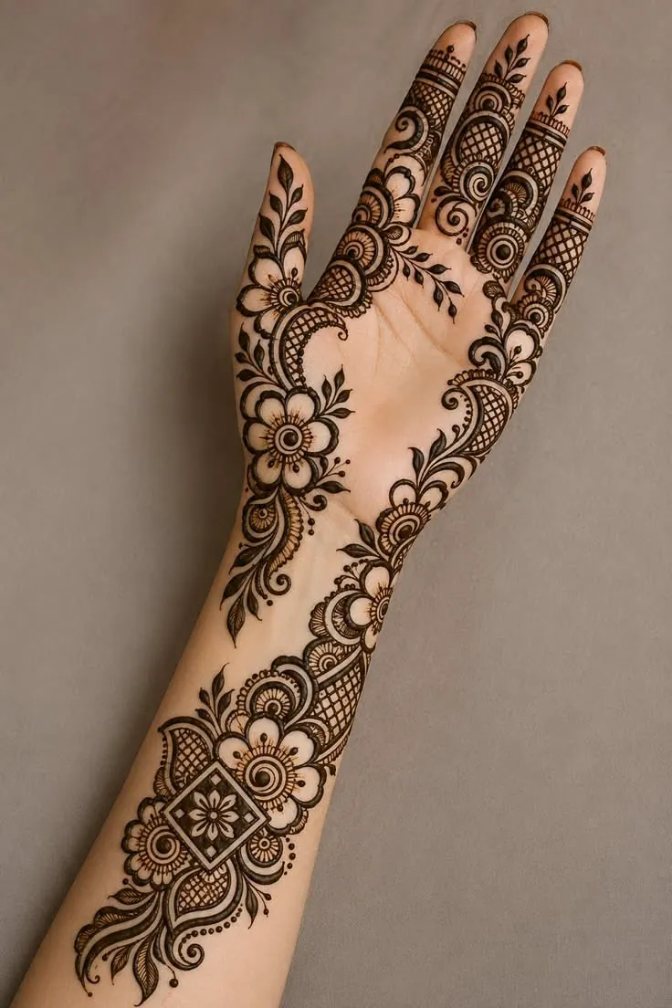 Elegant Simple Mehndi Design #70